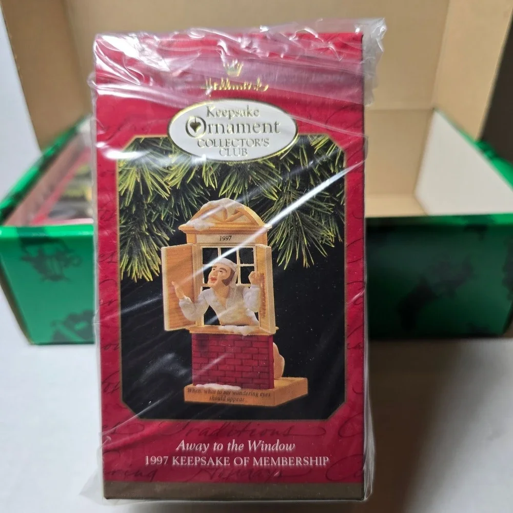 Hallmark Keepsake Ornament Club Collect a Christmas Classic 1997 membership Club